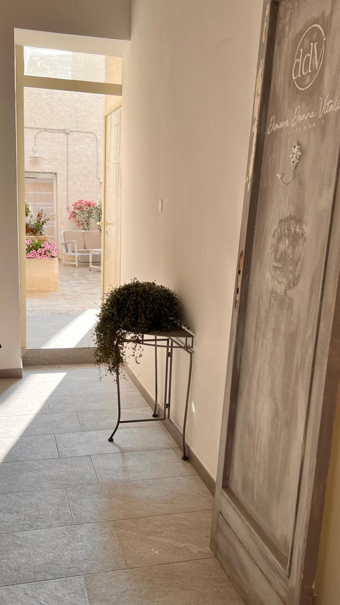 Dimora Donna Vitalia Apartments Trapani Luaran gambar